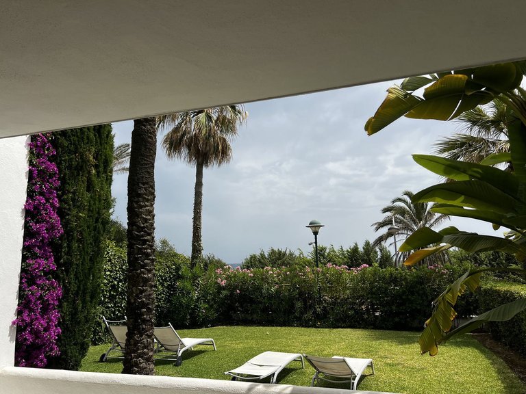 Apartment for Sale in Marbella, Malaga, Marbella Este 1