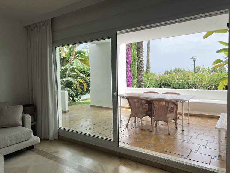 Apartment for Sale in Marbella, Malaga, Marbella Este 4