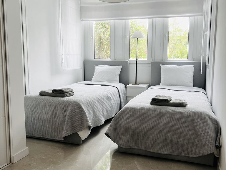 Apartment for Sale in Marbella, Malaga, Marbella Este 20