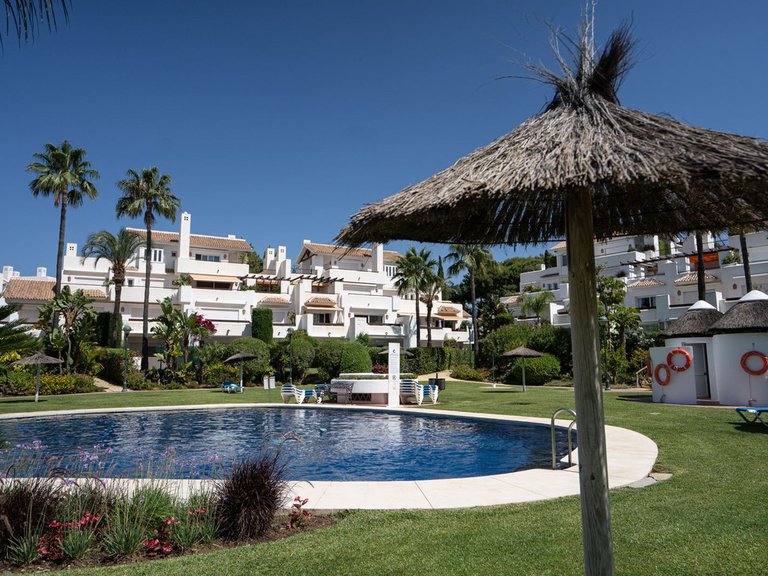 Apartment for Sale in Marbella, Malaga, Marbella Este 12