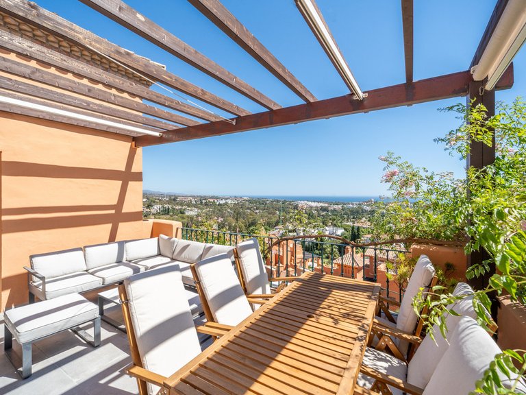 Penthouse for Sale in Marbella, Malaga 4