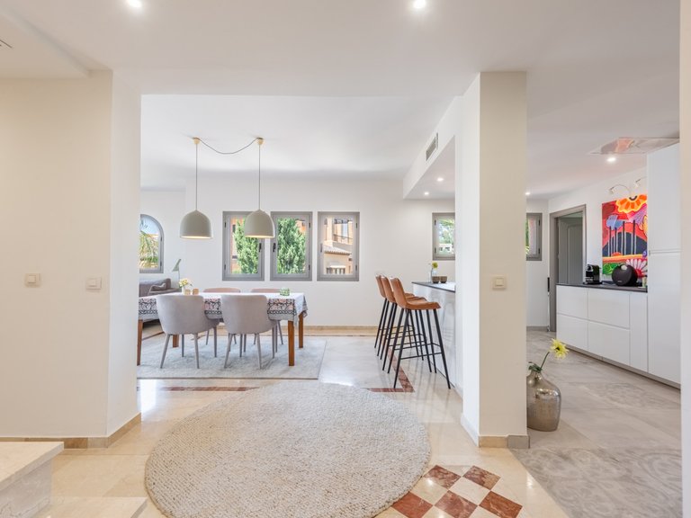 Exklusiv duplex-takvåning i Atalaya. 18