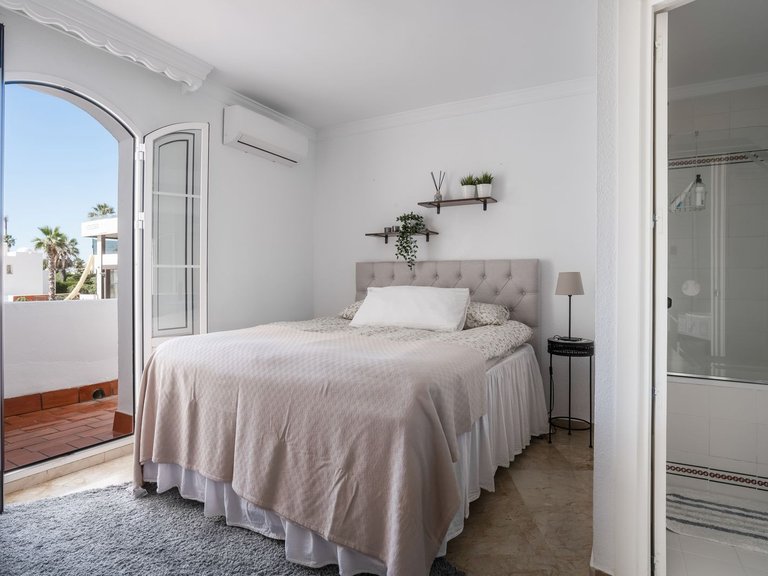 Town House for Sale in Marbella, Malaga 14