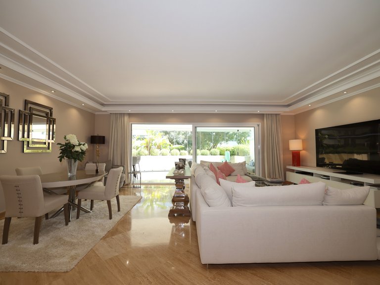 Apartment for Sale in Marbella, Malaga 12