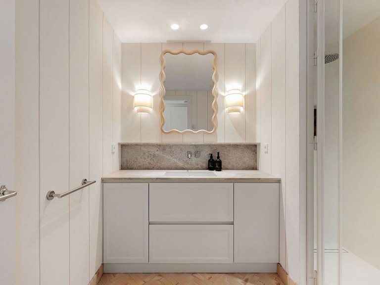 Apartment for Sale in Marbella, Malaga, Nueva Andalucia 20