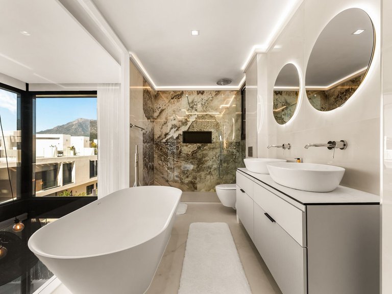 Town House for Sale in Marbella, Malaga 26