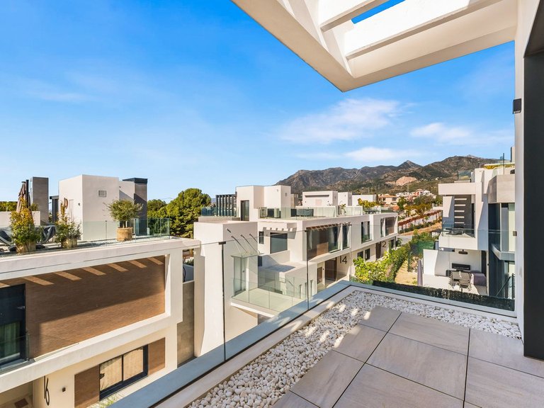 Town House for Sale in Marbella, Malaga 12