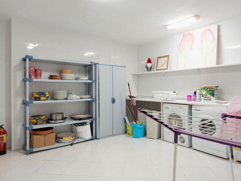 Villa for Sale in Marbella, Malaga 35