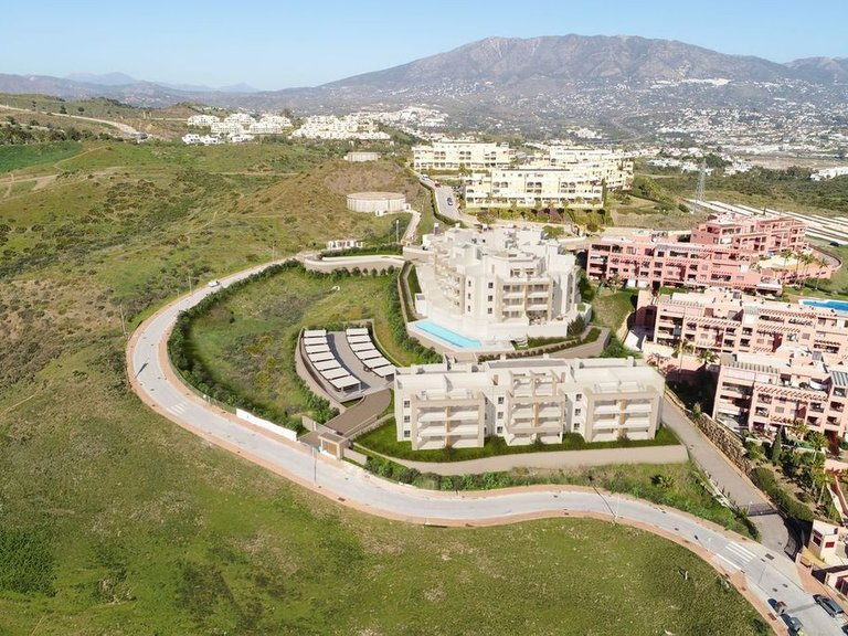 Apartment for sale in Mijas Costa, Malaga 3