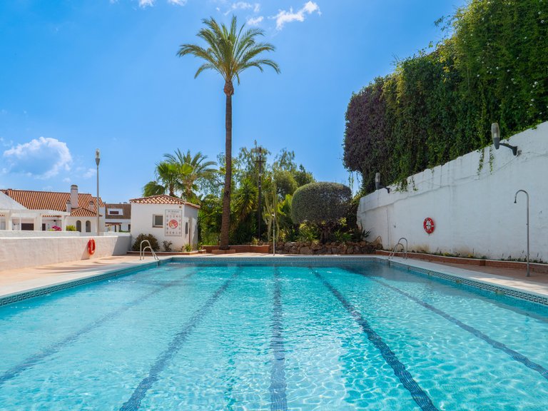 Apartment for Sale in Marbella, Malaga, Nueva Andalucia 26