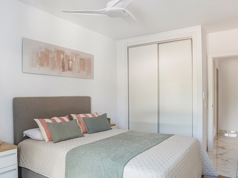 Apartment for Sale in Marbella, Malaga, Nueva Andalucia 9
