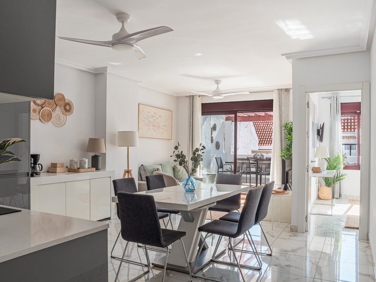 Apartment for Sale in Marbella, Malaga, Nueva Andalucia 3