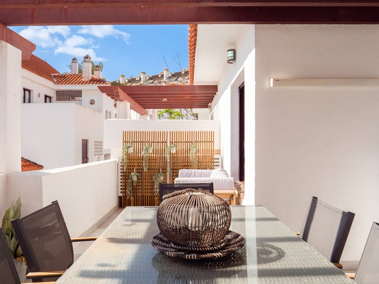 Apartment for Sale in Marbella, Malaga, Nueva Andalucia 13