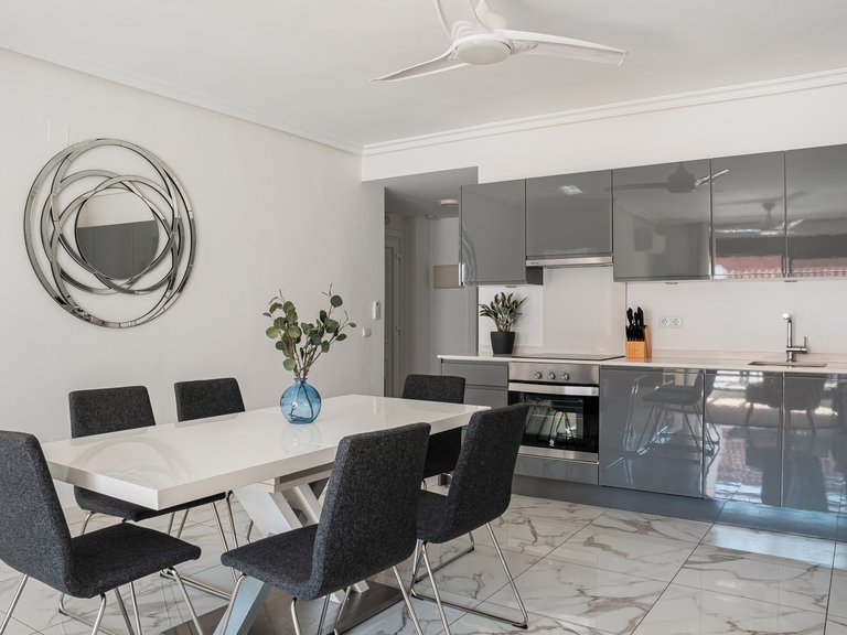 Apartment for Sale in Marbella, Malaga, Nueva Andalucia 18