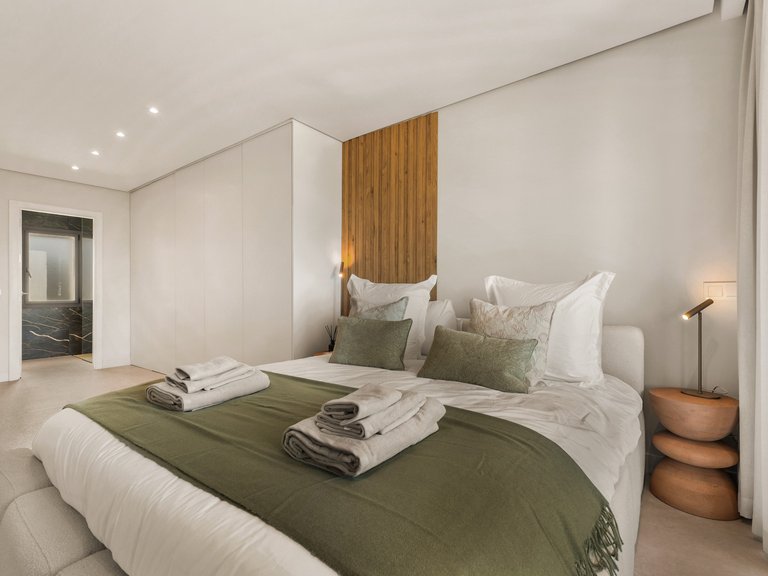 Apartment for Sale in Marbella, Malaga, Nueva Andalucia 10