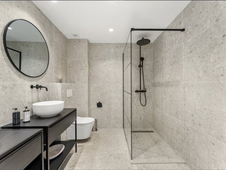 Apartment for Sale in Marbella, Malaga, Nueva Andalucia 5