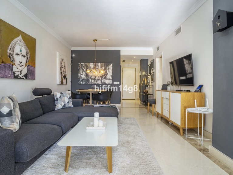 Apartment for Sale in San Pedro de Alcantara, Malaga, 3