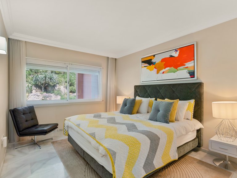Apartment for Sale in Marbella, Malaga, Nueva Andalucia 13