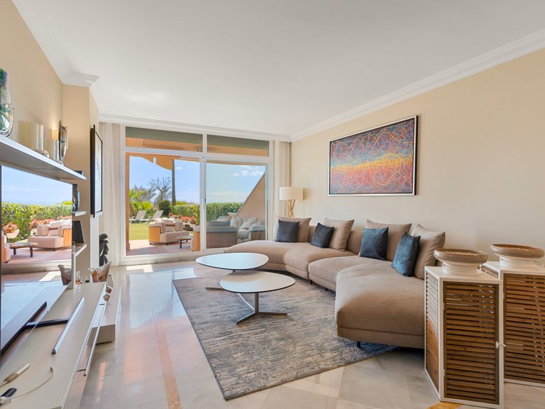Apartment for Sale in Marbella, Malaga, Nueva Andalucia 8