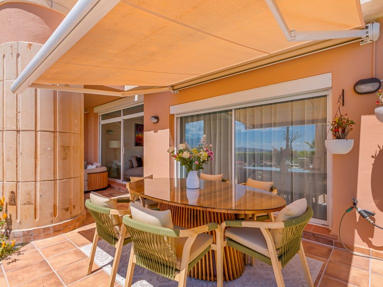 Apartment for Sale in Marbella, Malaga, Nueva Andalucia 22