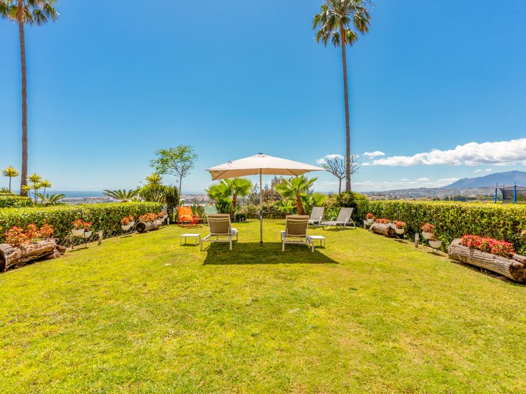 Apartment for Sale in Marbella, Malaga, Nueva Andalucia 5