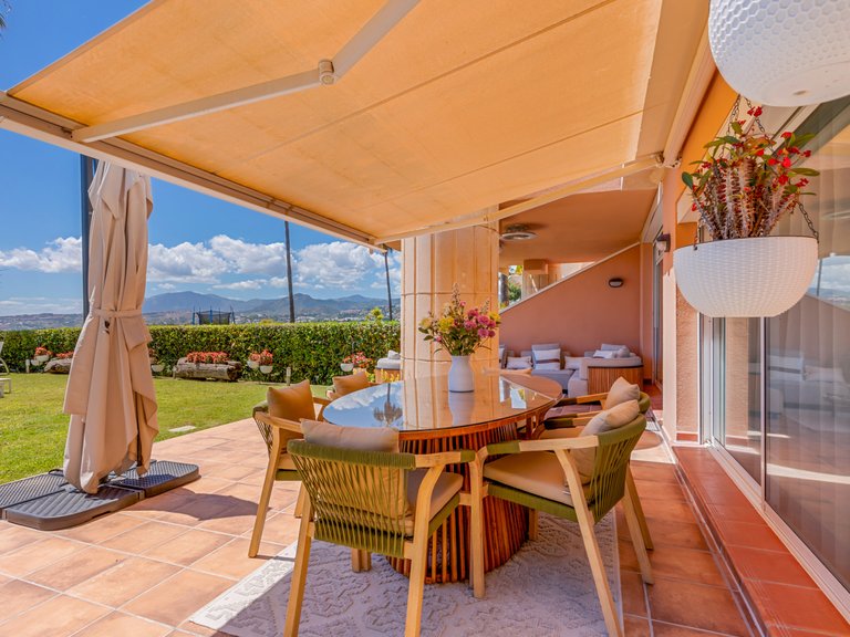 Apartment for Sale in Marbella, Malaga, Nueva Andalucia 23