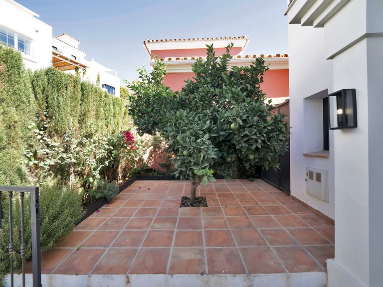 Town House for Sale in Marbella, Malaga 32