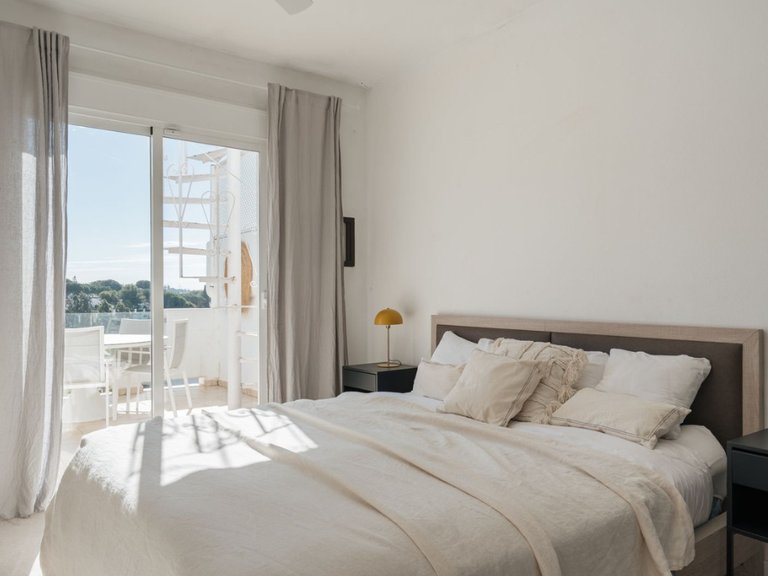 Penthouse for Sale in Marbella, Malaga 8