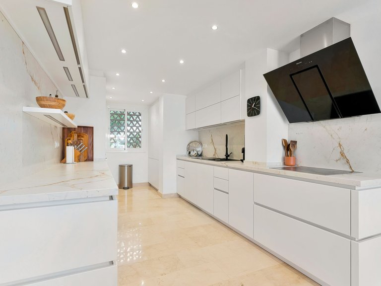 Town House for Sale in San Pedro De Alcantara, Malaga 15