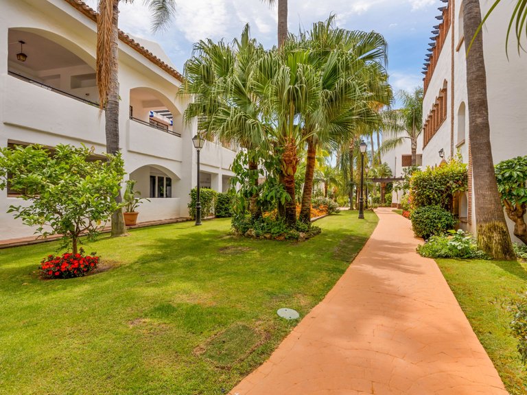 Town House for Sale in San Pedro De Alcantara, Malaga 28