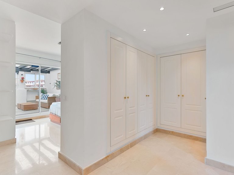 Town House for Sale in San Pedro De Alcantara, Malaga 17