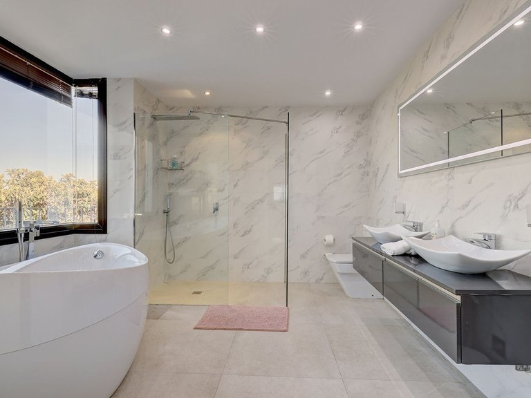 Villa for Sale in Marbella, Malaga 5