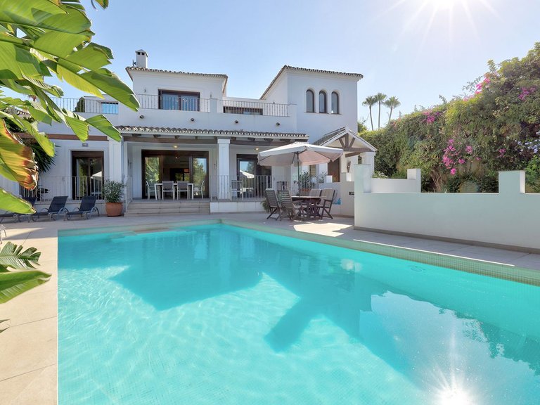 Villa for Sale in Marbella, Malaga 1