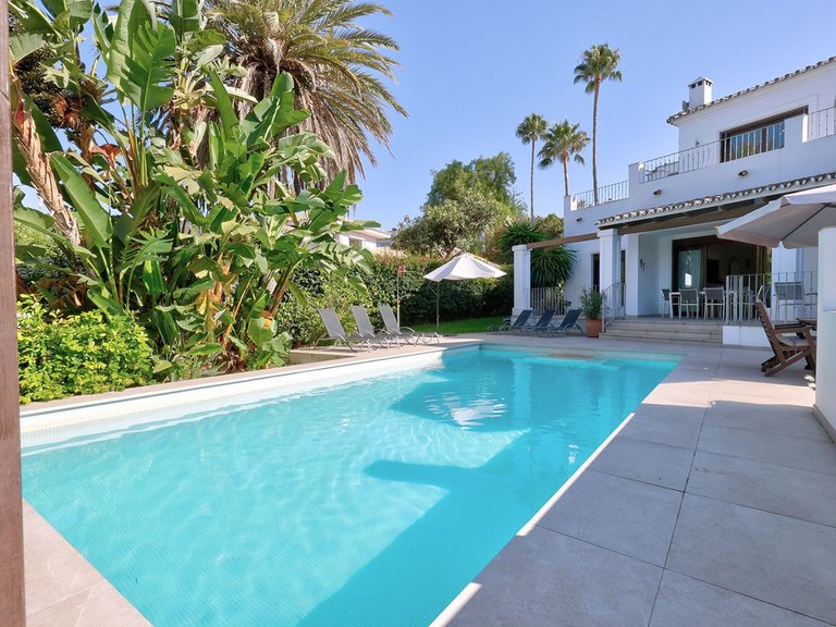 Villa for Sale in Marbella, Malaga 15