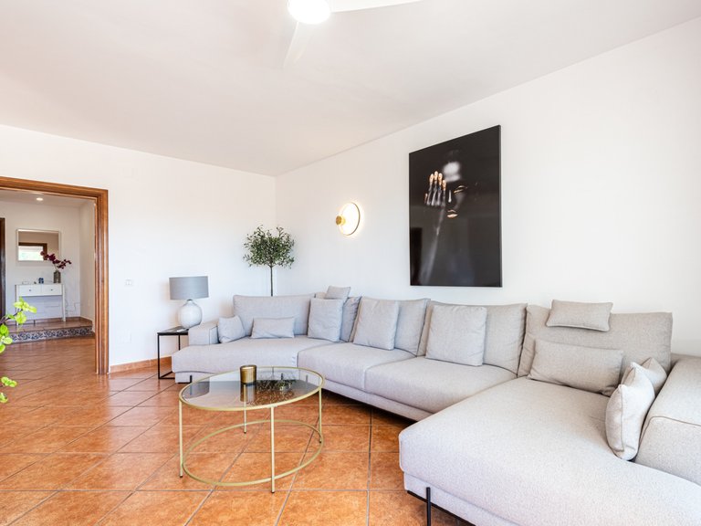 Exklusive Villa in Estepona – Meer- und Bergblick in fußläufiger Entfernung zur Altstadt und zum Strand. 7