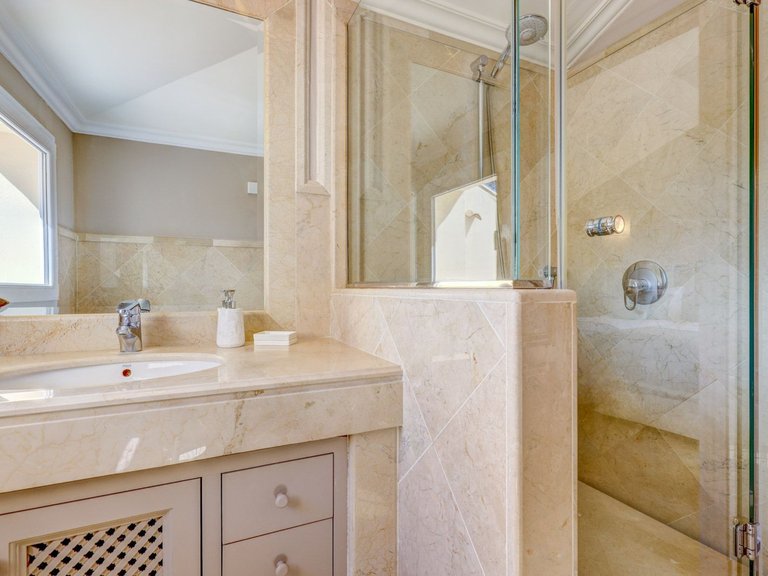 Town House for Sale in Marbella, Malaga 38