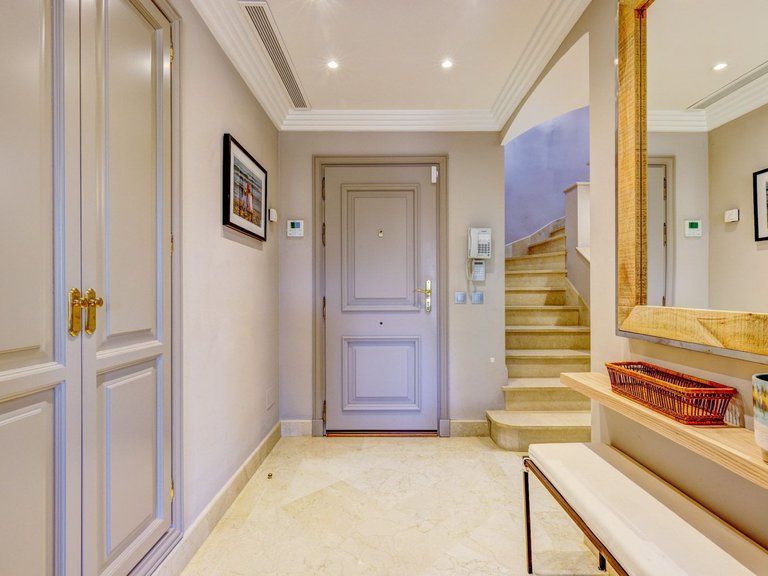 Town House for Sale in Marbella, Malaga 19