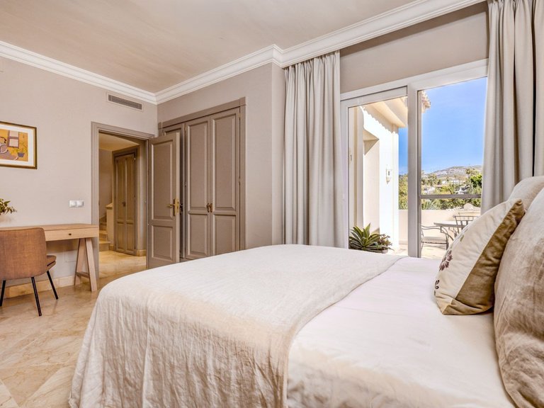 Town House for Sale in Marbella, Malaga 25