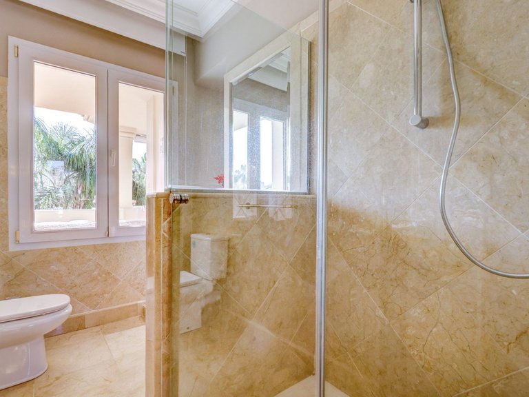 Town House for Sale in Marbella, Malaga 24