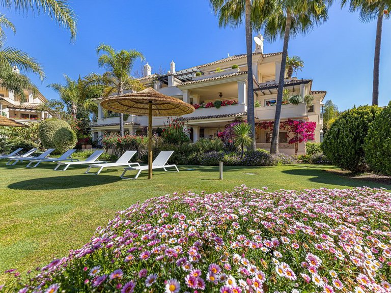 Town House for Sale in Marbella, Malaga 57