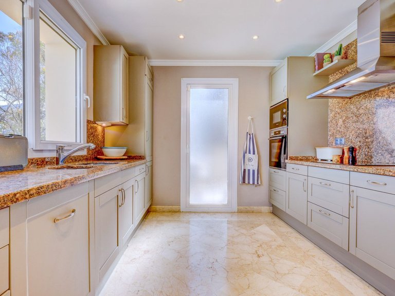 Town House for Sale in Marbella, Malaga 30