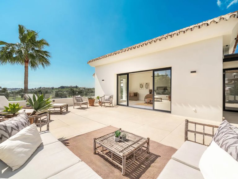 Villa for Sale in Marbella, Malaga 5