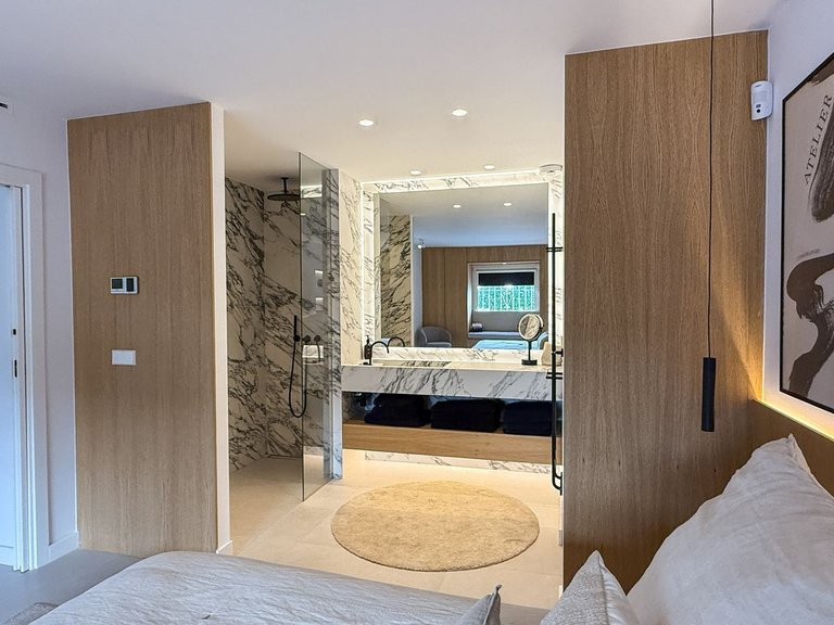 Penthouse for Sale in Marbella, Malaga, Nueva Andalucia 25