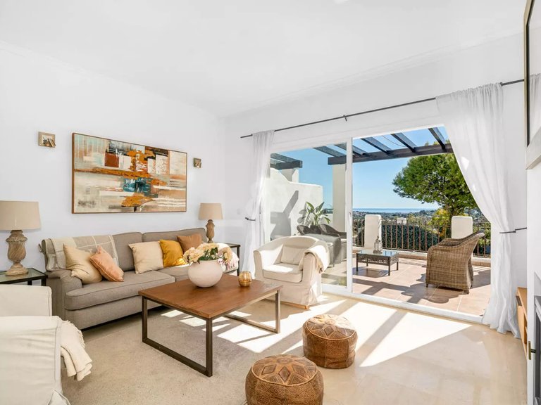 Duplex Penthouse in Nueva Andalucia 1