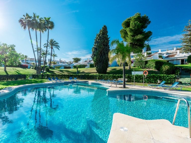 Duplex Penthouse for sale in Nueva Andalucia 1