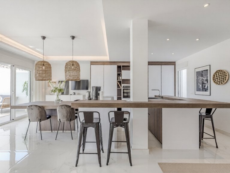 Duplex Penthouse for sale in Nueva Andalucia 2
