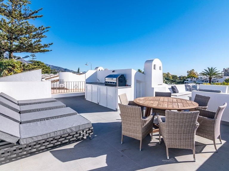 Duplex Penthouse for sale in Nueva Andalucia 3