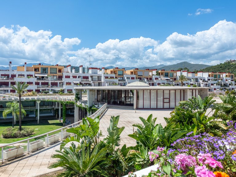 Apartment for Sale in Benahavis, Malaga, 8