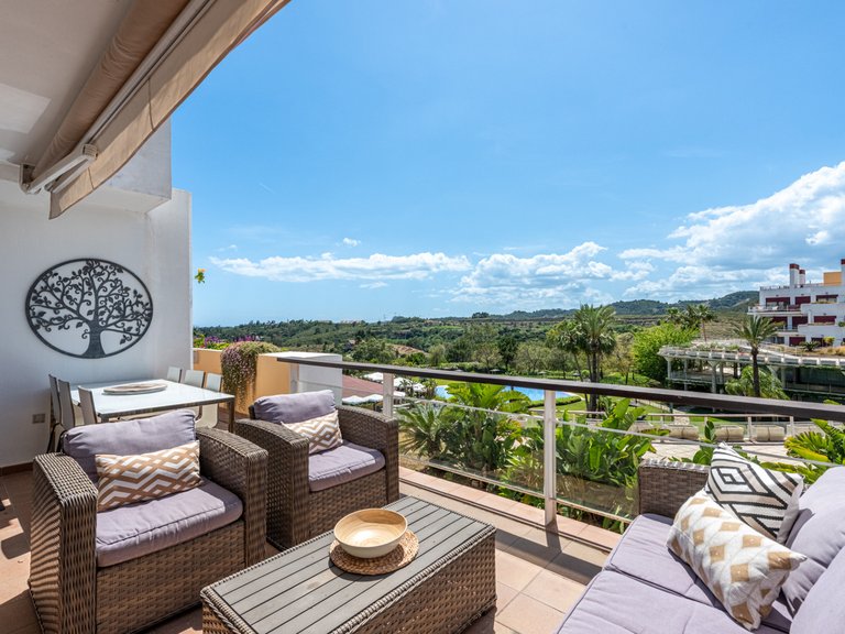 Apartment for Sale in Benahavis, Malaga, 1