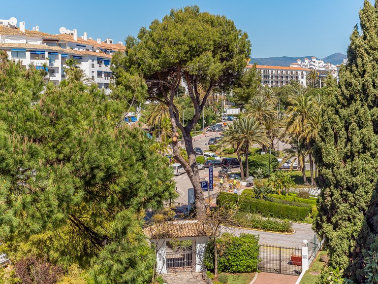 Apartment for Sale in Marbella, Malaga 21
